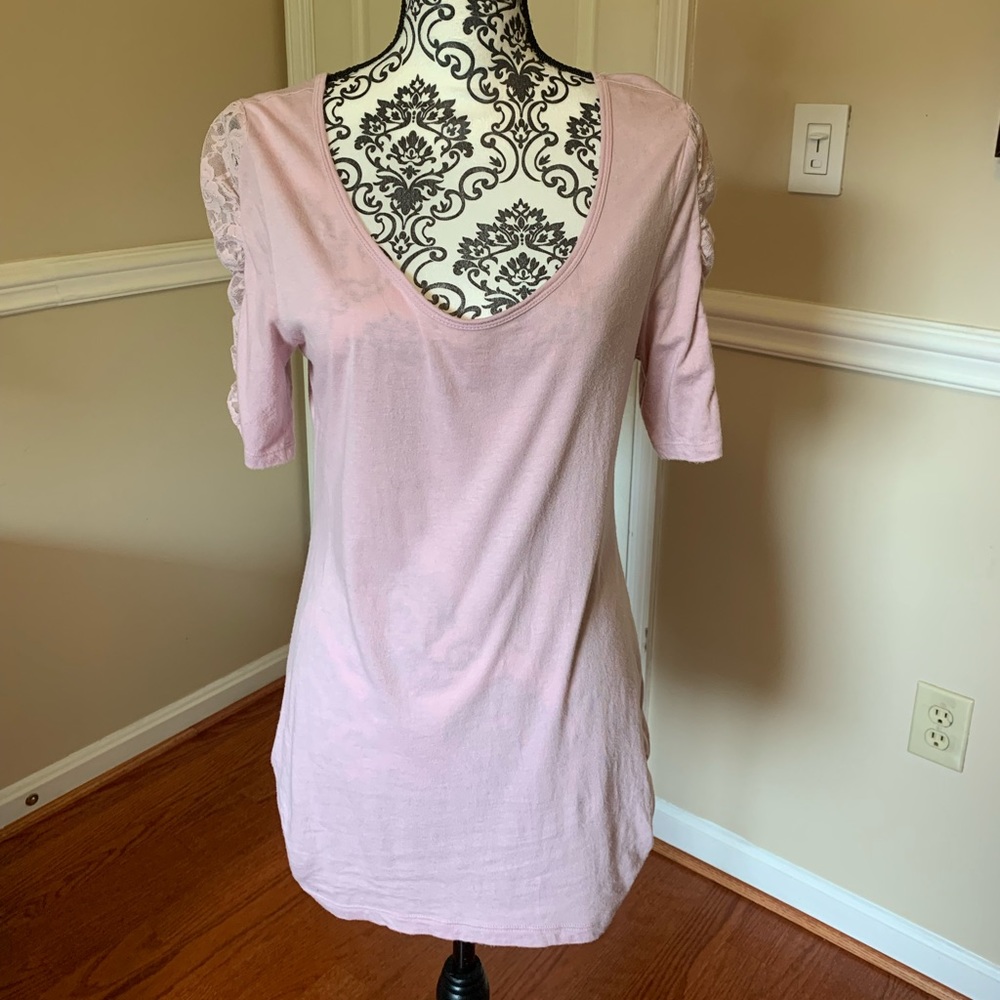 Mudd Women’s shirt with lace detail, XL